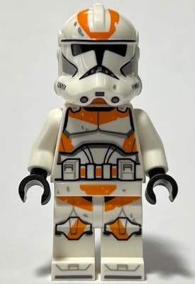 LEGO Star Wars: 212th Clone Trooper Minifigure with Blaster