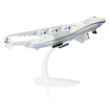 QIYUMOKE 1/400 Antonov AN-225 Mriya Diecast Airplane Model with Stand, Metal Transport Cargo Plane Model for Adult Aviation Enthusiasts Collection