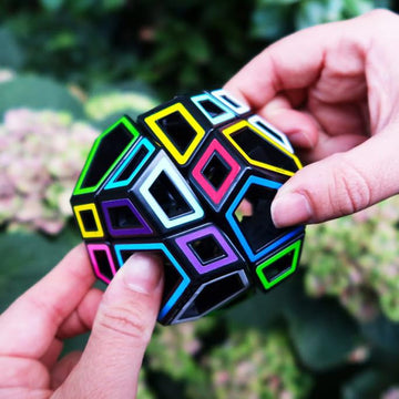 Meffert's Hollow Skewb Ultimate - The Original Transparent 12-Faced Brainteaser Puzzle from Recent Toys - Travel-Friendly Fun for Ages 9-Adult