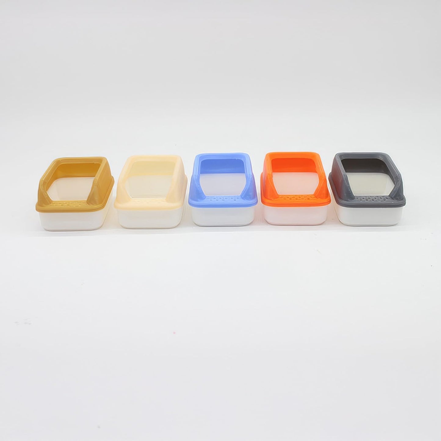 Miniature Cat Litter Box for Dollhouse Decor | 1:12 Scale Pet Accessory with Scooper | Realistic Dollhouse Miniatures (Orange)