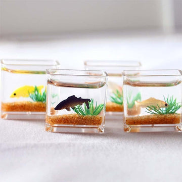 Dollhouse Miniature Fish Tank 1PC Dollhouse Mini Glass Fish Tank Model Home Ornament Miniature Fish Bowl Scene Model Dollhouse Decor Toy(Square)