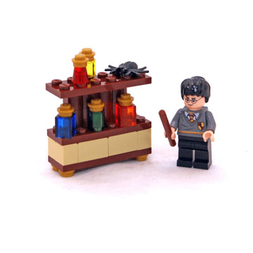 LEGO Harry Potter Minifigure Set - the Lab Polybag (30111)