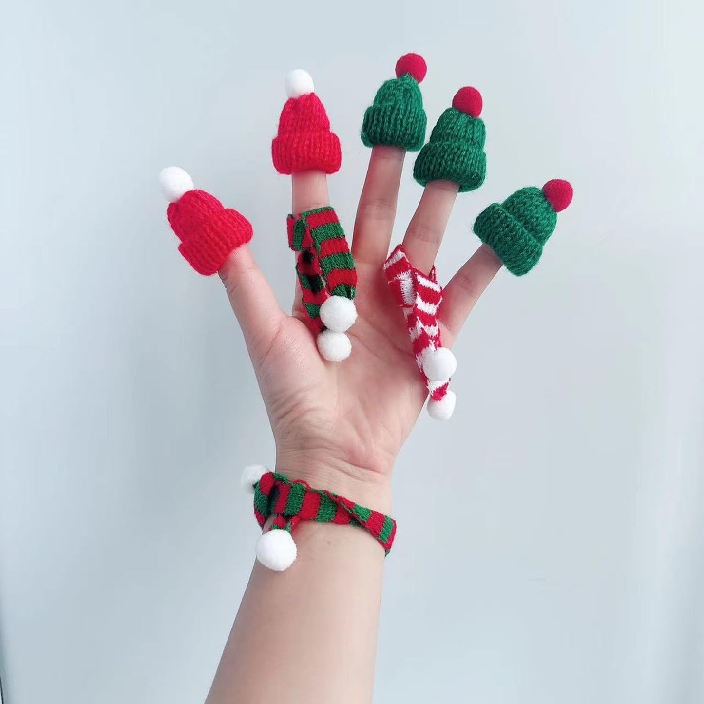 SUZLFTDZSW Mini Knit Hat Christmas Scarf Set Mini Santa Hats for Crafts Christmas Decorations Tree Ornaments for DIY Craft Art Snowman Doll Winter