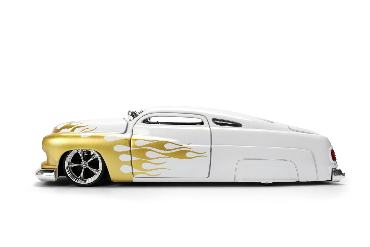Jada Toys Bigtime Muscle 1:24 1951 Mercury Die-cast Car - Opening Doors, Hood, Trunk, Rubber Tires(White/Gold Flames)