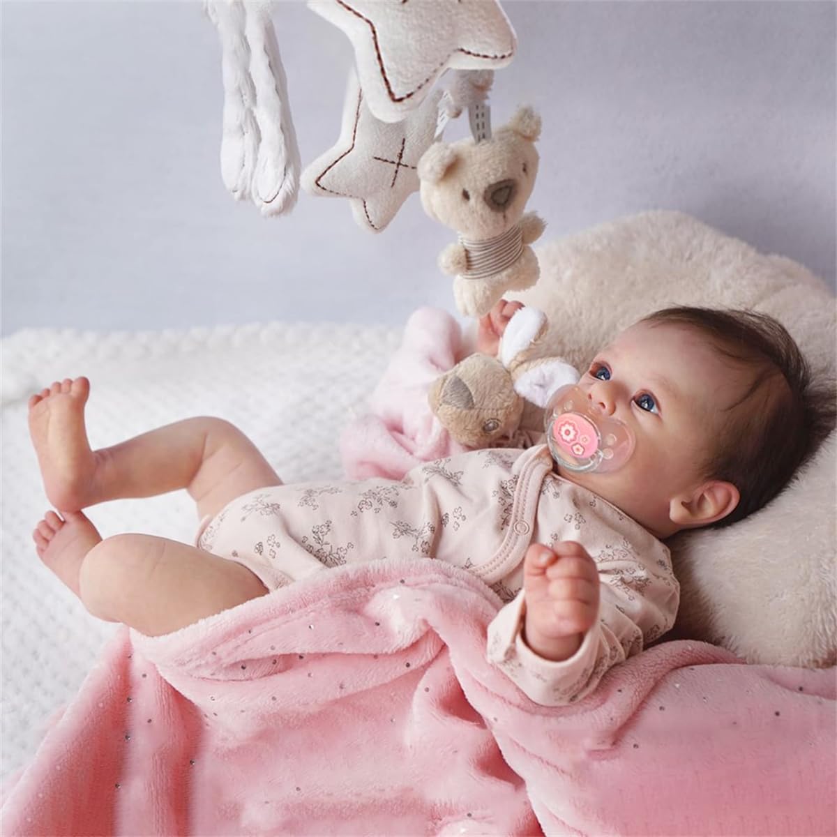 GYCV Lifelike Reborn Baby Dolls Girl - 18 Inch Realistic Newborn Vinyl Baby Real Life Baby Dolls Soft Body Real Babies that Look Real Silicone Vinyl