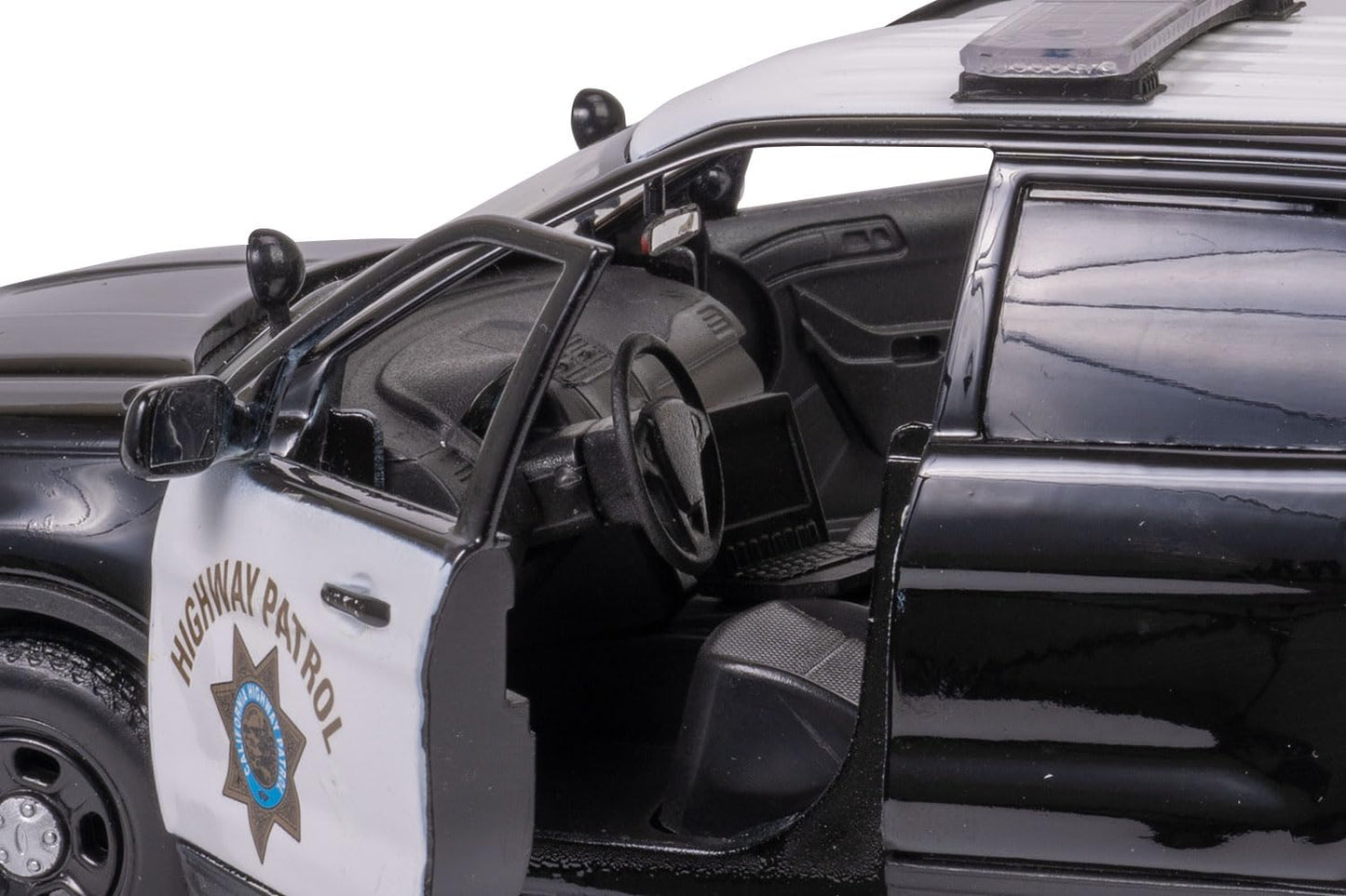 Motormax 76955 1/24 Scale 2015 Ford Police Interceptor Utility Police SUV California Highway Patrol CHP Diecast Model Car