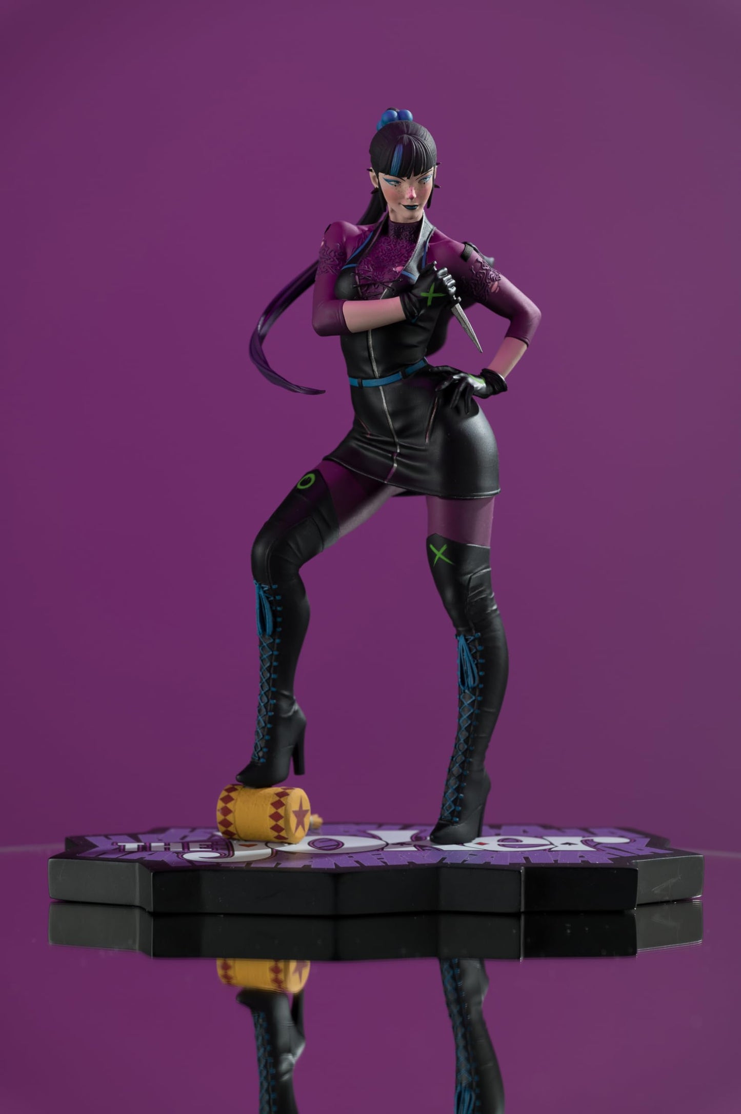 McFarlane Toys - DC Direct Punchline by Stanley Artgerm Lau (The Joker Purple Craze) 1:10 Scale Resin Statue