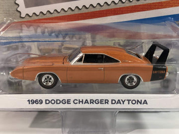 GreenLight 1: 64 1969 Dodge Charger Daytona - United States Postal Service (USPS) America On The Move: Muscle Cars (30068)