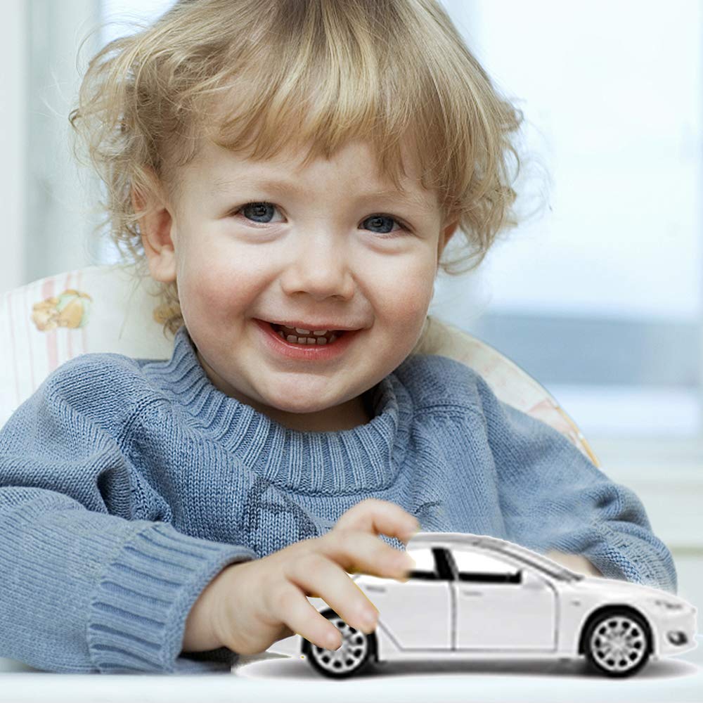 gidoyi Toy Car Model S Alloy Model Cars Pull Back Vehicles 1/32 Scale Car Toys for Toddlers Kids (White)