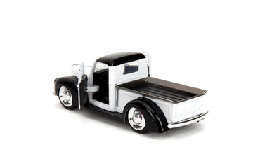 Jada Toys Disney Steamboat Willie 1941 Ford Pickup - Disney Mickey Mouse 1:32 Scale Die-Cast, Opening Doors, Rubber Tires - Collectible for Adults
