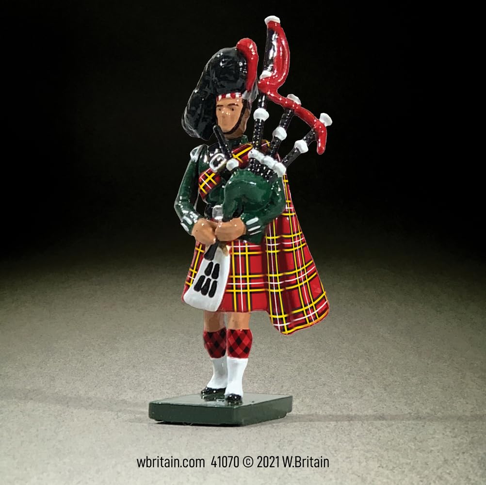 W. Britain Black Watch Piper #41070