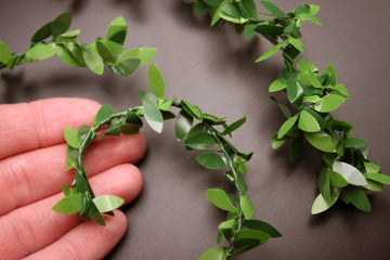 Mini Leaf Garland, Dollhouse Miniature Ivy Leaf Vine Garland, Dollhouse Mini Wreath, Miniature Christmas Garland, for Making 1:6 Scale Dollhouses