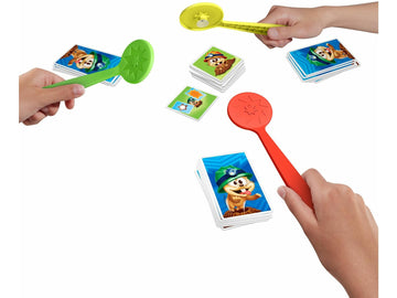 Mattel Games WHAC-A-MOLE Match-A-MOLE Kids Card Matching Game with Mole Smackers for 2 to 3 Players 5 Year Old & Up