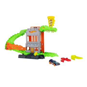 Hot Wheels Croc Pizza Attack Playset & 1:64 Scale Toy Car