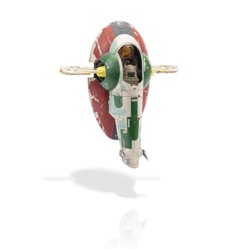 Star Wars Micro Galaxy Squadron Boba Fett's Starship (Ep 5) - 7-Inch Vehicle with Flight Display Stand and Three 1-Inch Micro Figure Accessories