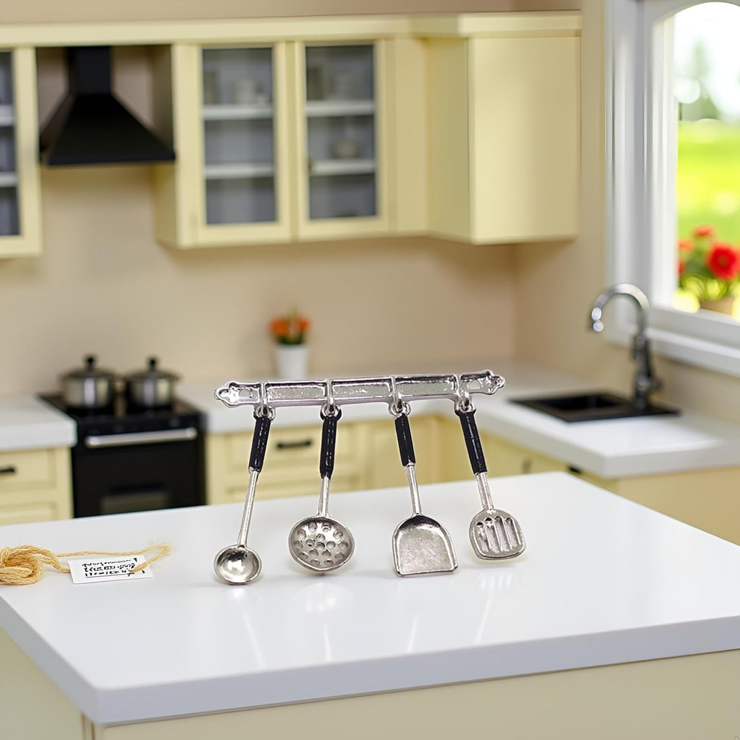 1:12 Scale Stainless Steel Mini Kitchen Tools for Dollhouses, Realistic Utensil Set for Fairy Gardens, DIY Craft Dioramas and Model Displays