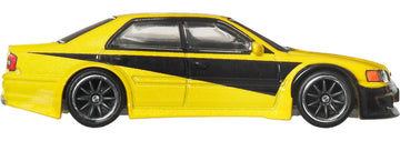 Hot Wheels Cars, Premium Fast & Furious 1:64 Scale Die-Cast Car for Collectors Inspired by Fast & Furious Movie Franchise
