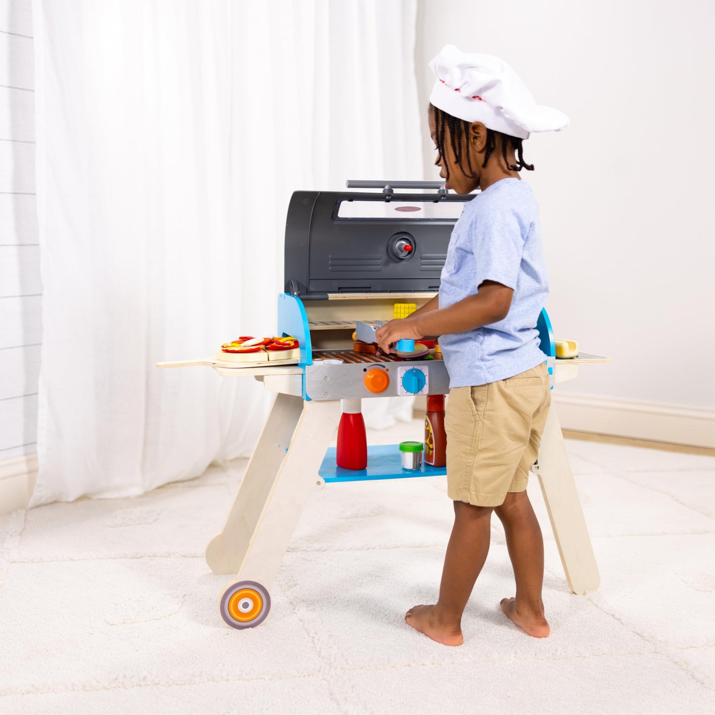 Melissa & Doug Deluxe Wooden Barbecue Grill & Smoker with Toy Food