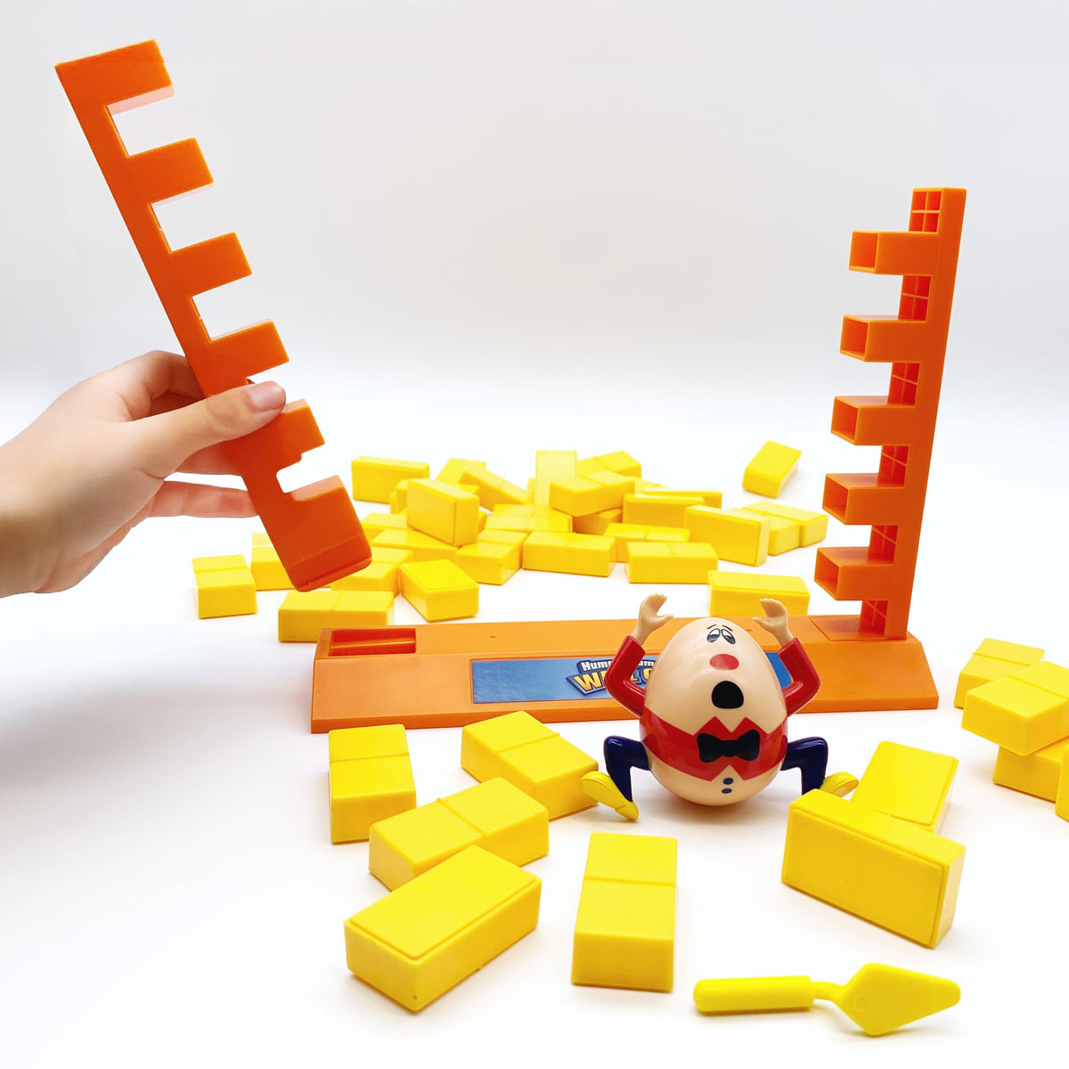 Humpty Dumpty's Wall Game