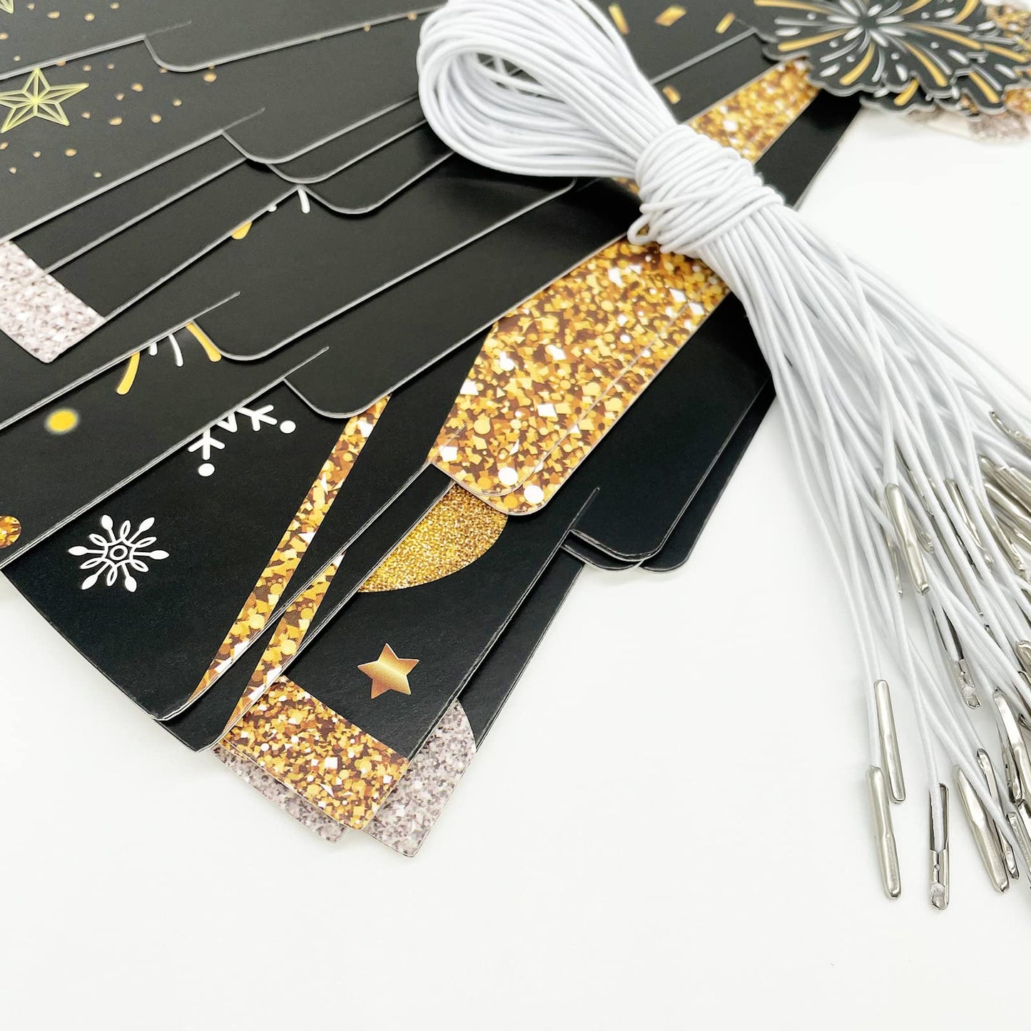 R1chyK1ng 24PCS Happy New Year Party Hats 2026 - New Year’s Eve Paper Cone Hat Party Supplies Decorations