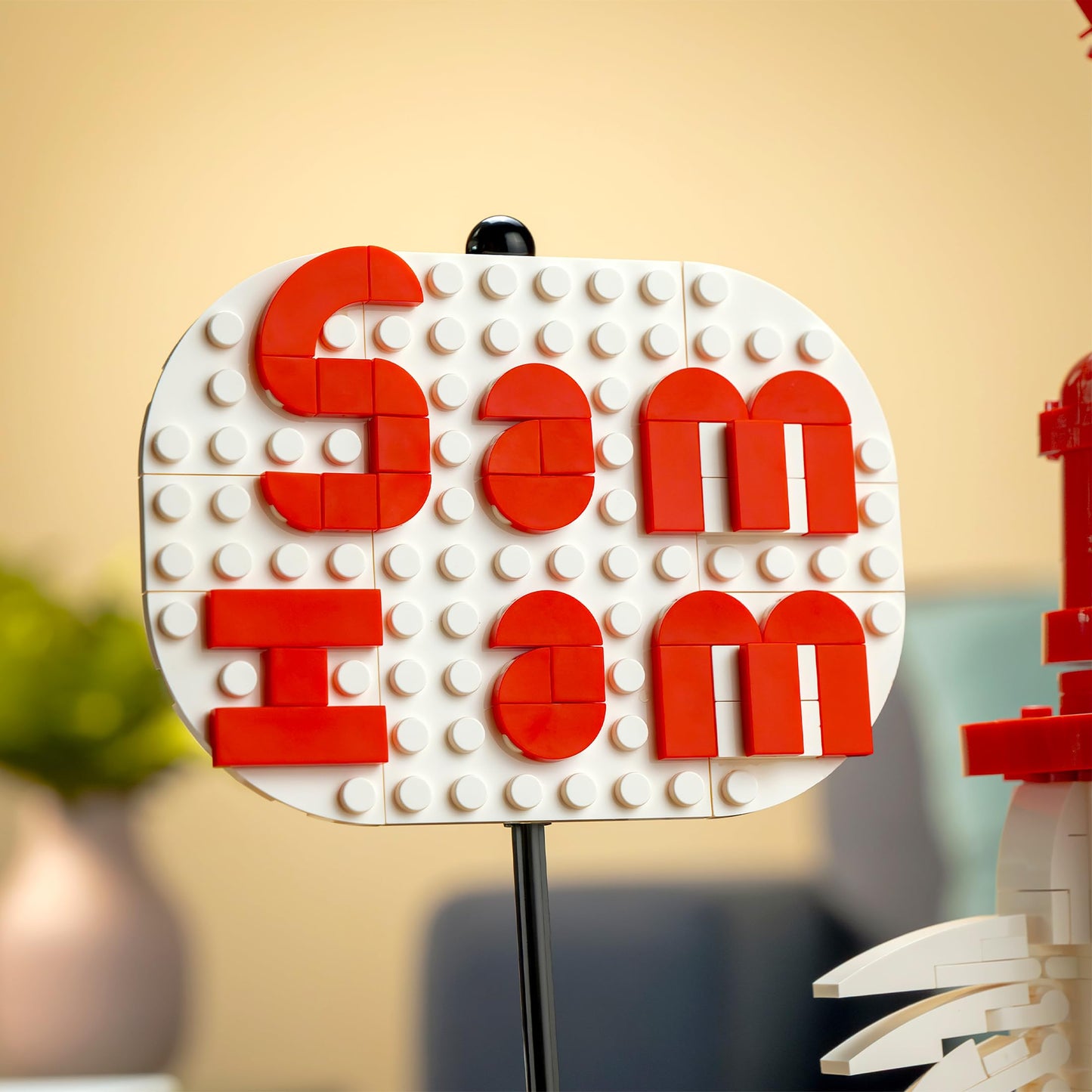 Brickcraft Officially Licensed Dr. Seuss Sam I Am Green Eggs and Ham Building Set with Sign, 637 Pieces, Multicolor Brick Toy for Kids and Adults