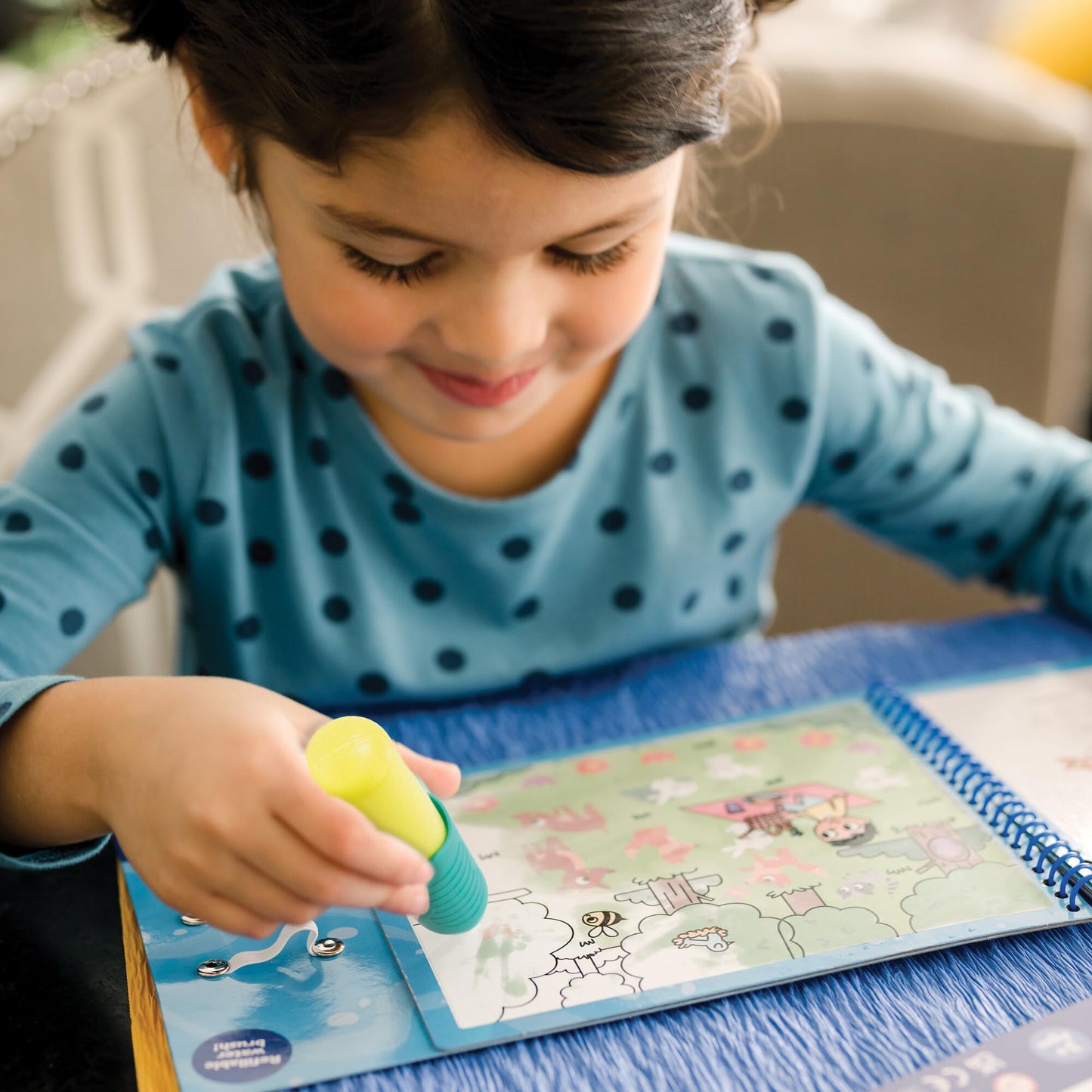 Peaceable Kingdom Water Art Animals Book, Reusable Color Reveal Painting Pad Including Refillable Brush Pen, Mess Free Creativity Activity, Preschool
