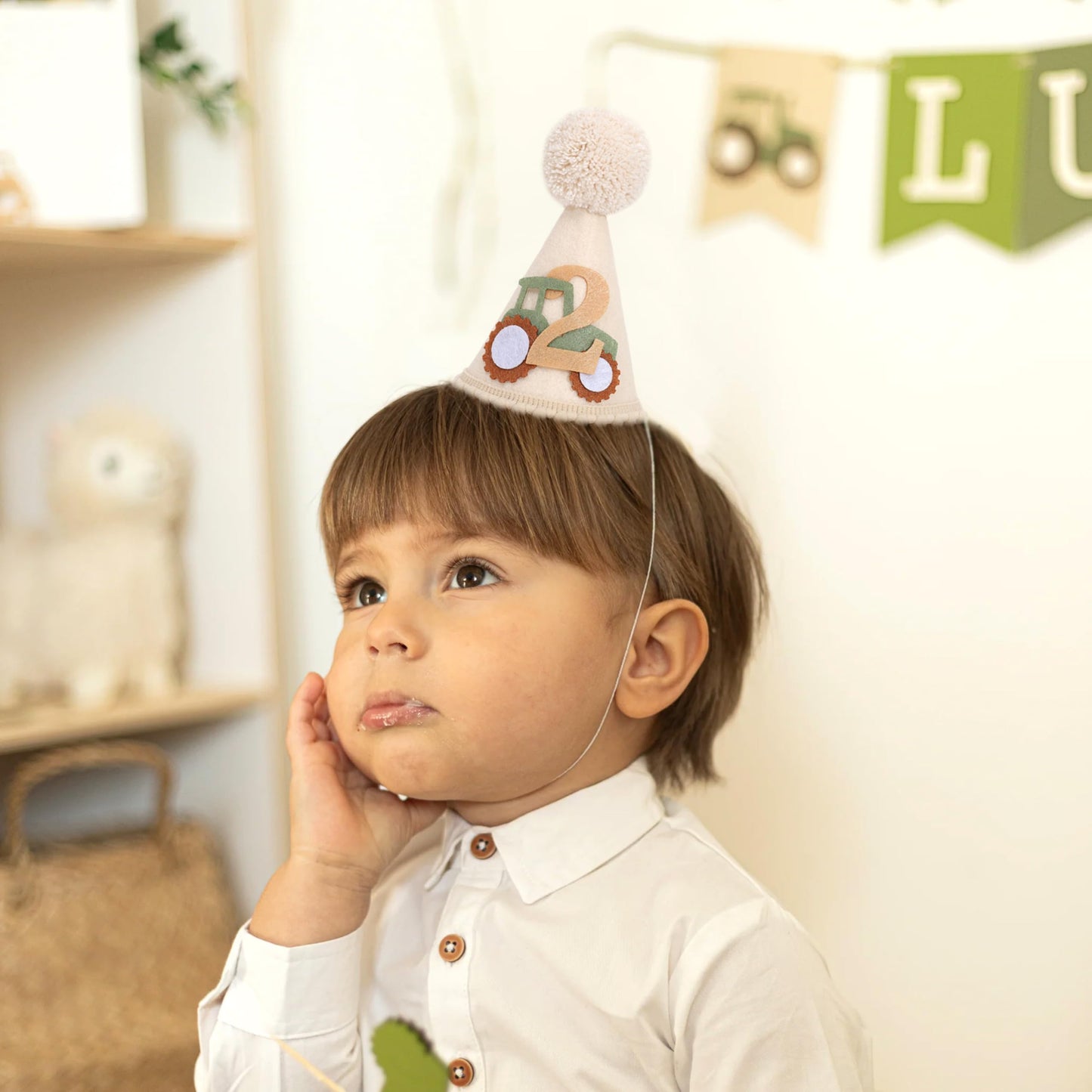YOUAME Tractor 2nd Birthday Party Hat - Boys Farm Theme Cone Hat, Boy Second Birthday Decorations, Green Farm Tractor Two Outfit, Cake Smash Photo
