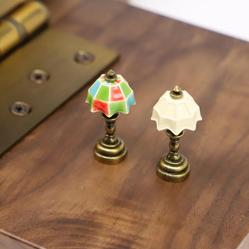 1:12 Miniature Vintage Desk Lamp, Dollhouse Mini Desk Table Lamp, for Dollhouse Bedroom Living Room, Home Decoration, Wall Decor Gifts (1PCS)