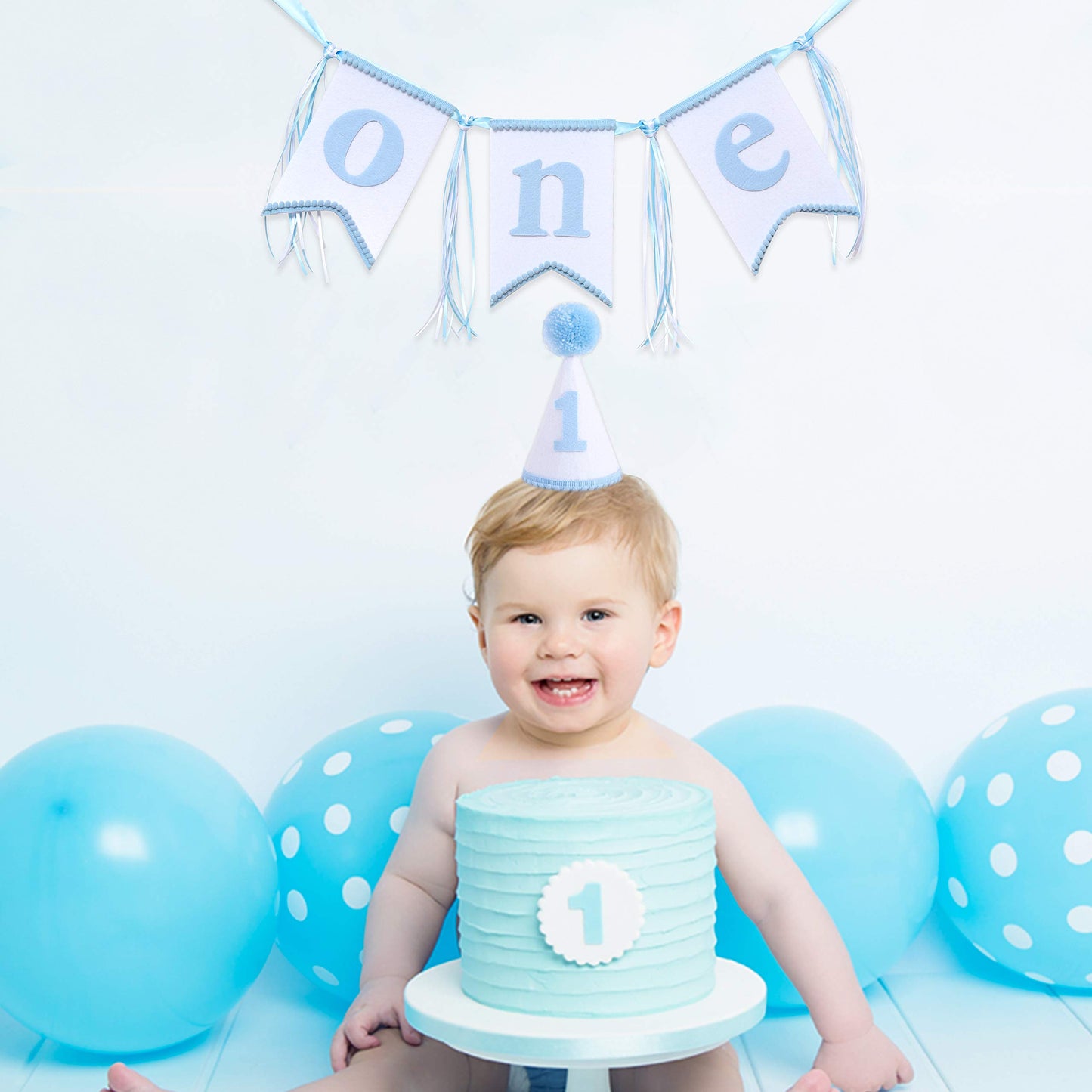 WAOUH Boys 1st Birthday Hat and Highchair Banner - Blue and WHite Party Decoration (BAI LAN TAO CAN)