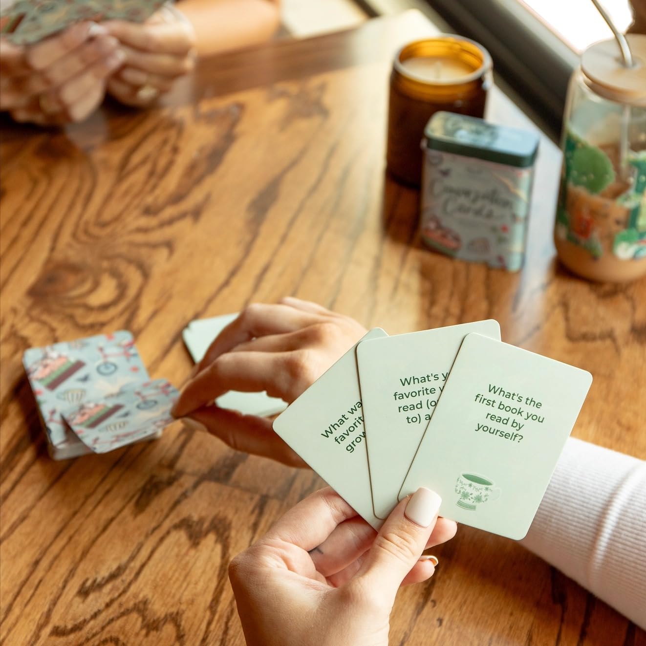 1Canoe2 Book Club Conversations Card Game, 50 Conversation Starter Cards in Decorative Tin (Reading Edition)