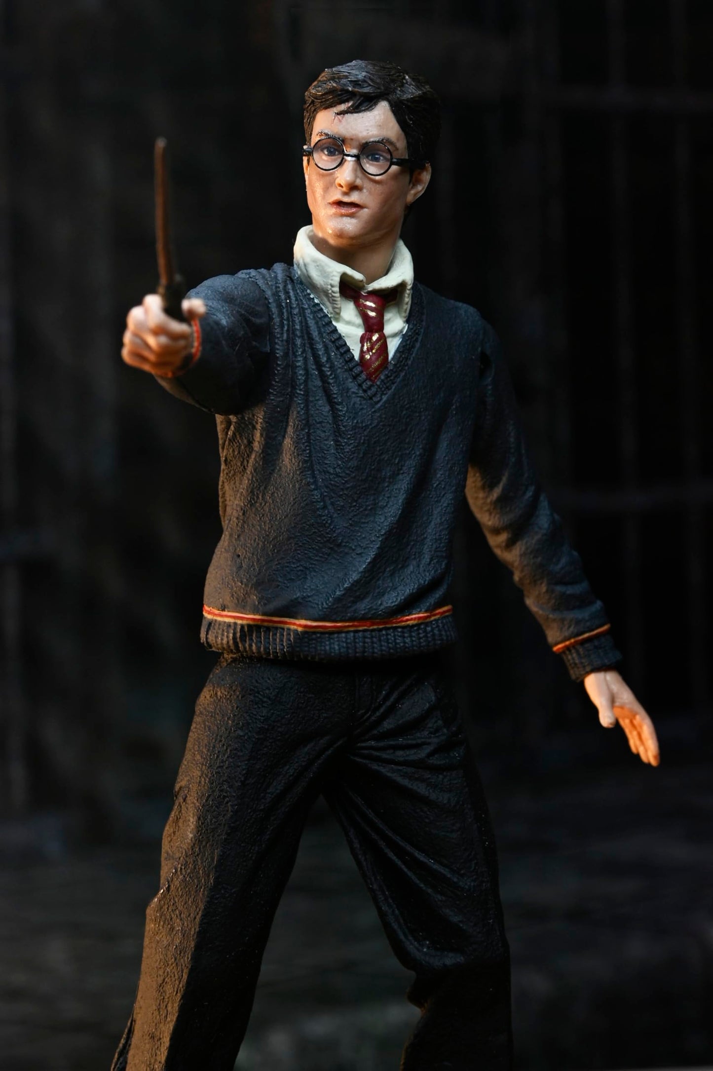 NECA - Harry Potter - 7" Scale Action Figure - Legacy Collection Harry Potter