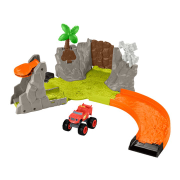 Fisher-Price Nickelodeon Blaze Slam & Soar Blaze - Action Packed Race Track with 3 Start Options and 3 Destruction Targets for Children from 3 Years,