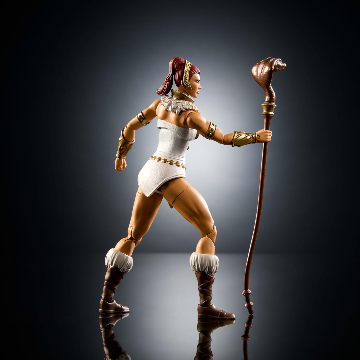 Masters of the Universe Masterverse Action Figure New Eternia Teela, 7 Inch Motu Toy 30 Articulations, Removable Cobra Hood, Weapons Accessories