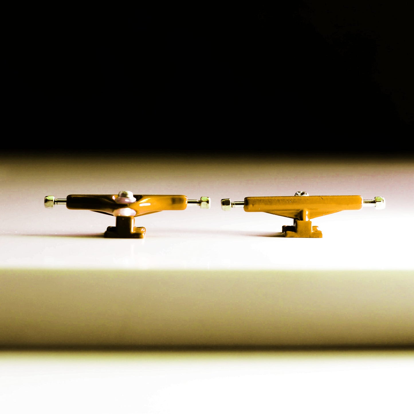 NOAHWOOD Fingerboards Parts Professional Prince III Flip Trucks (34mm) + Update Self-Locking Nuts (Silver White)