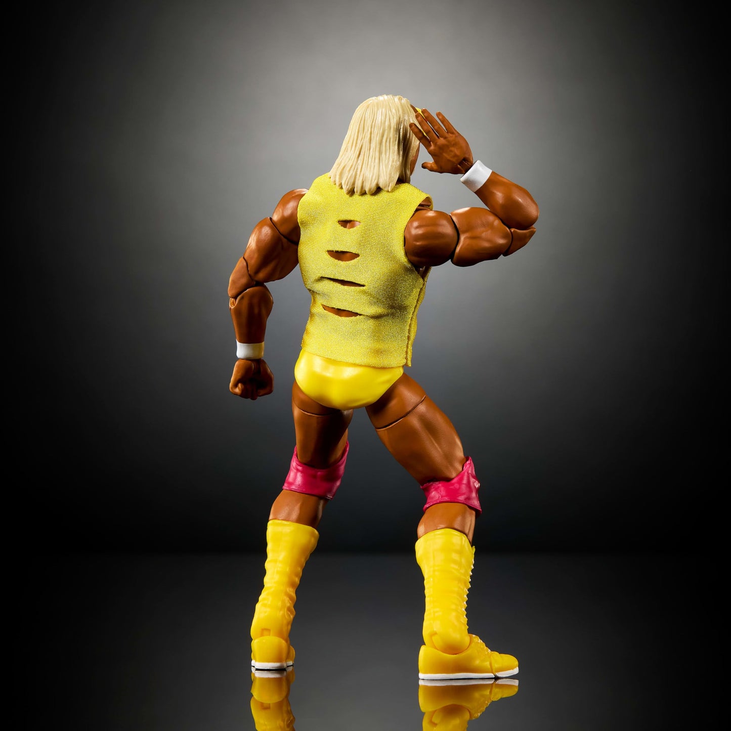Mattel WWE Ultimate Edition Action Figure & Accessories Set, Hulk Hogan 6-inch Collectible with Swappable Heads & Hands, 30 Articulation Points