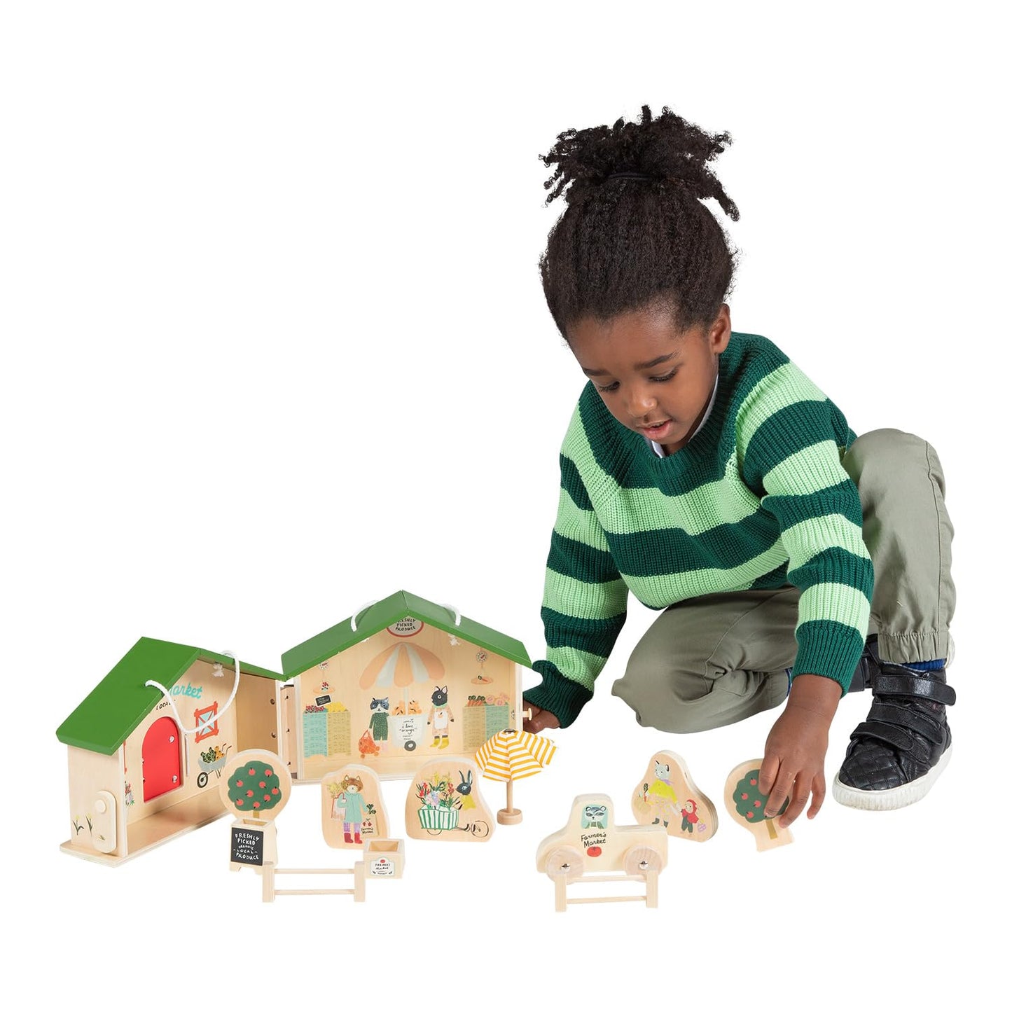 Manhattan Toy Farmer’s Market Day 12-Piece Portable Wooden Toy Figure Pretend Shopping Playset
