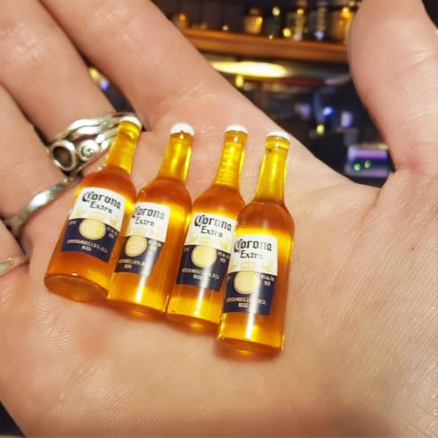 10Pcs Fake Beer Bottle,Mini Realistic Beers, Miniature Supplies,Bow Accessories, Cellphone Cabochons Decoden,Food Props, Fake Bake.