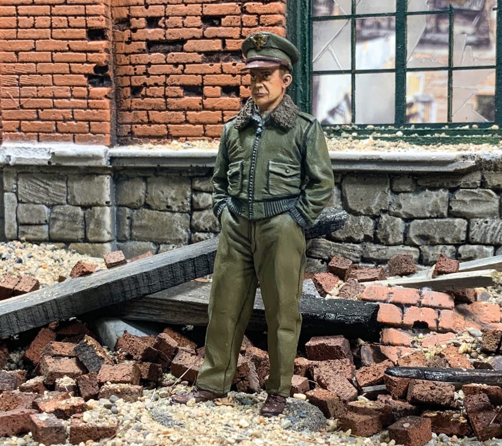 W. Britain Museum Collection 10116 U.S. General Dwight D. Eisenhower 1:30 Scale Metal