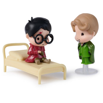 Harry Potter Micro Magical Moments, Quidditch Surprise Set with 2 Figures (approx. 3.8 cm Tall) and Accessories, Toy for Children from 6 Years, Fan