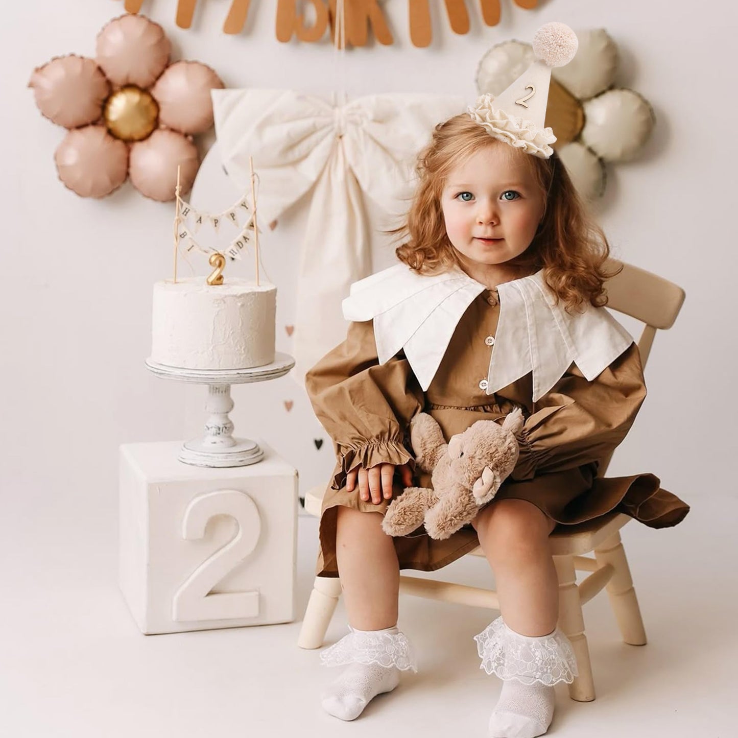 WAHAWU Lace 2nd Birthday Hat - Two Sweet Birthday Decorations,Lace Flower Princess Party Crown,Beige Cone Hat for Cake Smash,Second Floral Party