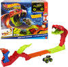 Hot Wheels Monster Trucks Snake Slam Takedown & Exclusive Bone Shaker