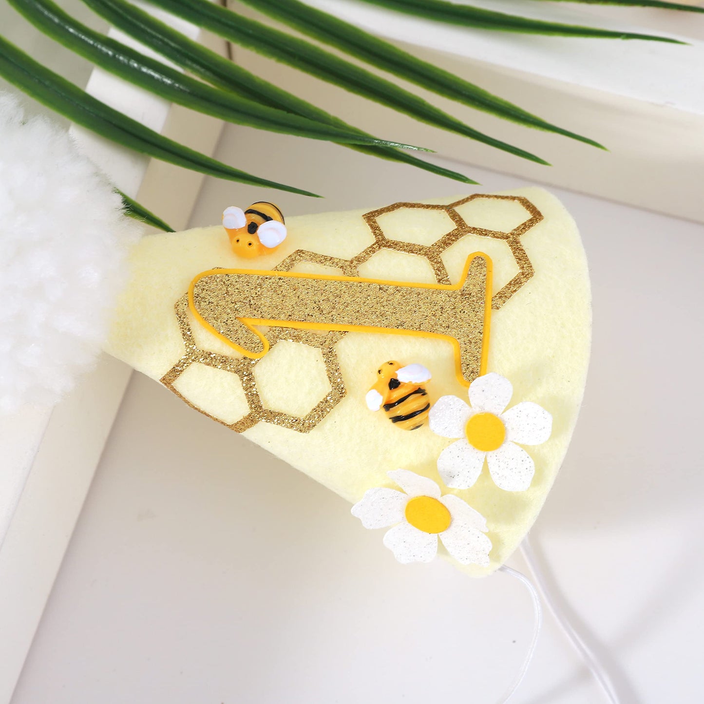 SYESQL Bee Themed Birthday Hat - Medium, Golden and White, for First Birthday, Babies and Toddlers, Costume Headwear