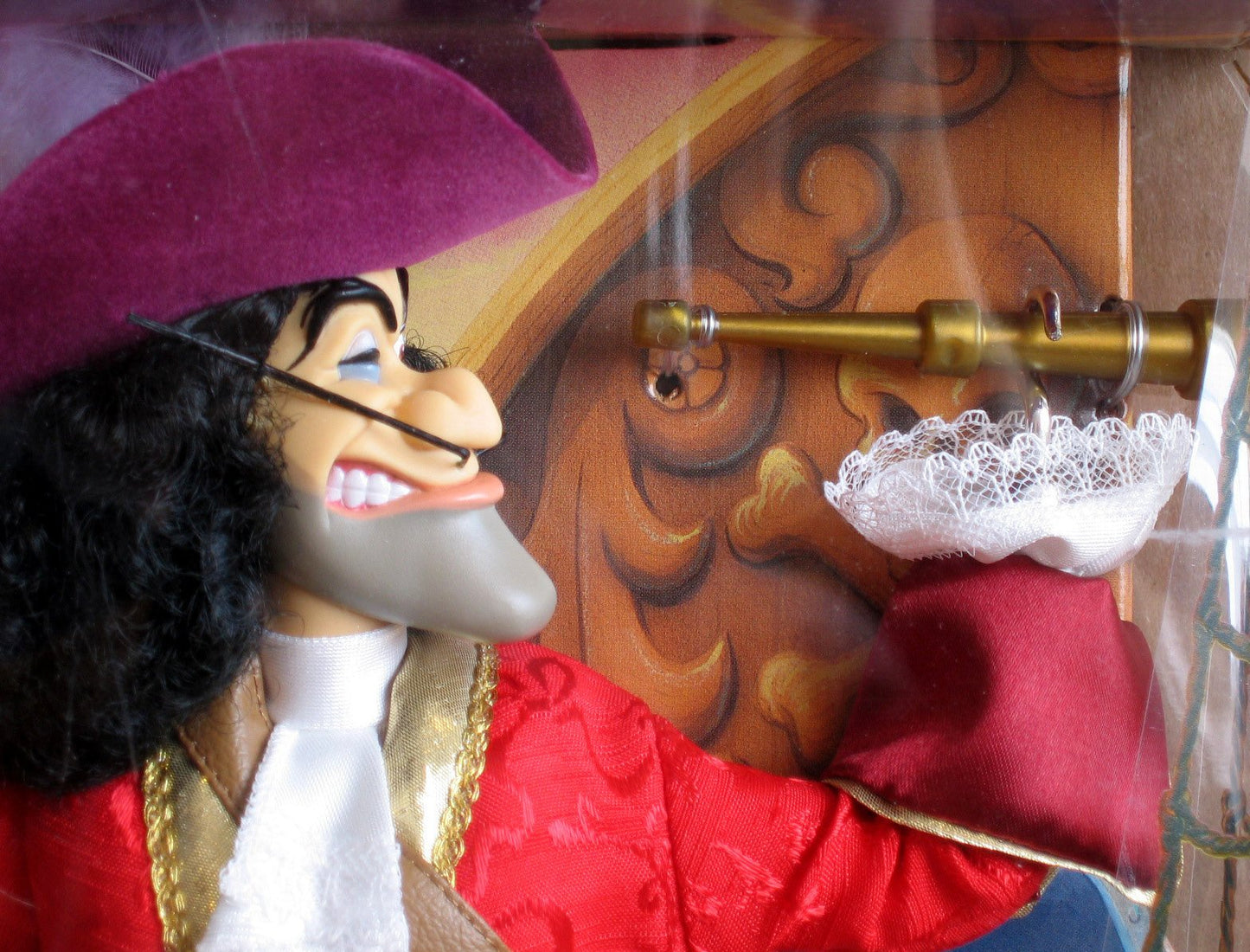 Peter Pan CAPTAIN HOOK Disney Collector Doll Limited Edition Masters Of Malice (1999)
