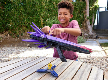Mattel Disney and Pixar Lightyear Vehicle Playset, 20-inch Zurg Mothership with Lights & Sounds Plus Zyclops Figure, Hyperspeed Series