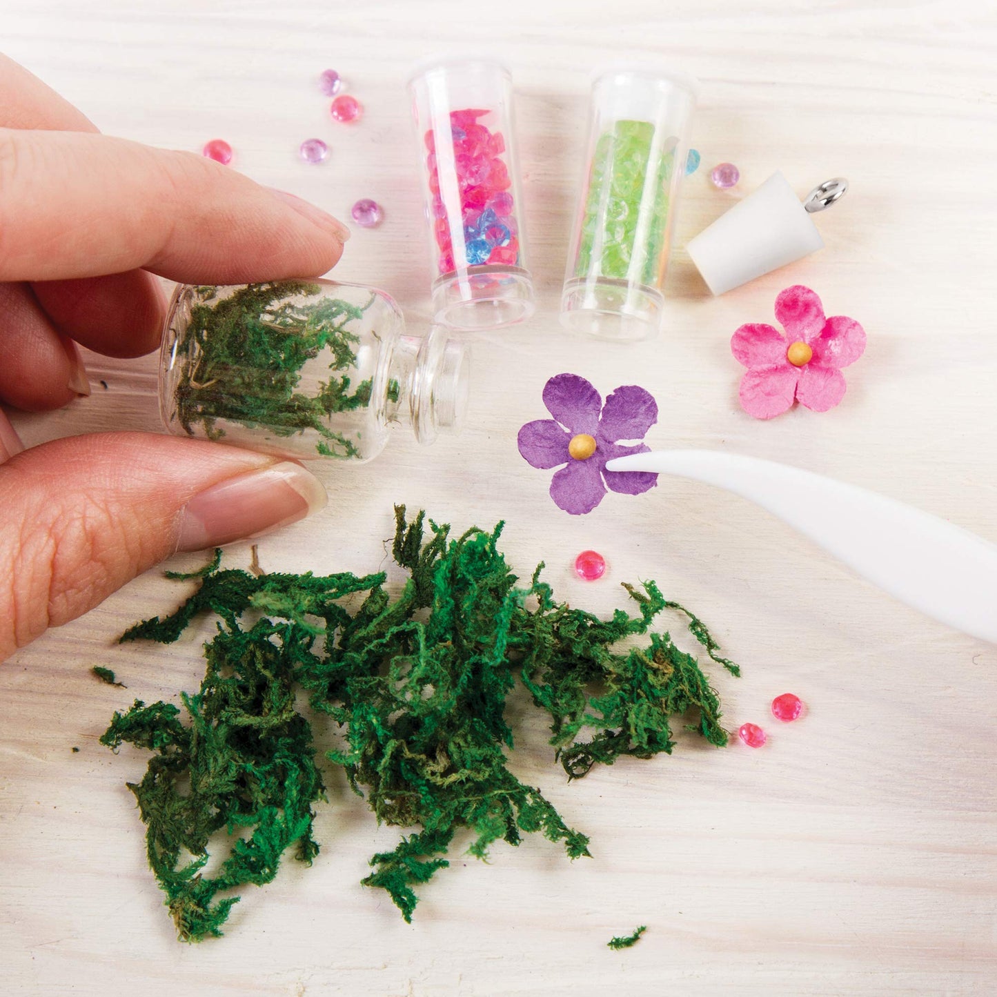 Make It Real - DIY Terrarium Jewelry. Terrarium Bottle Pendant Making Kit for Girls. Arts and Crafts Kit to Design and Create Beautiful Terrarium