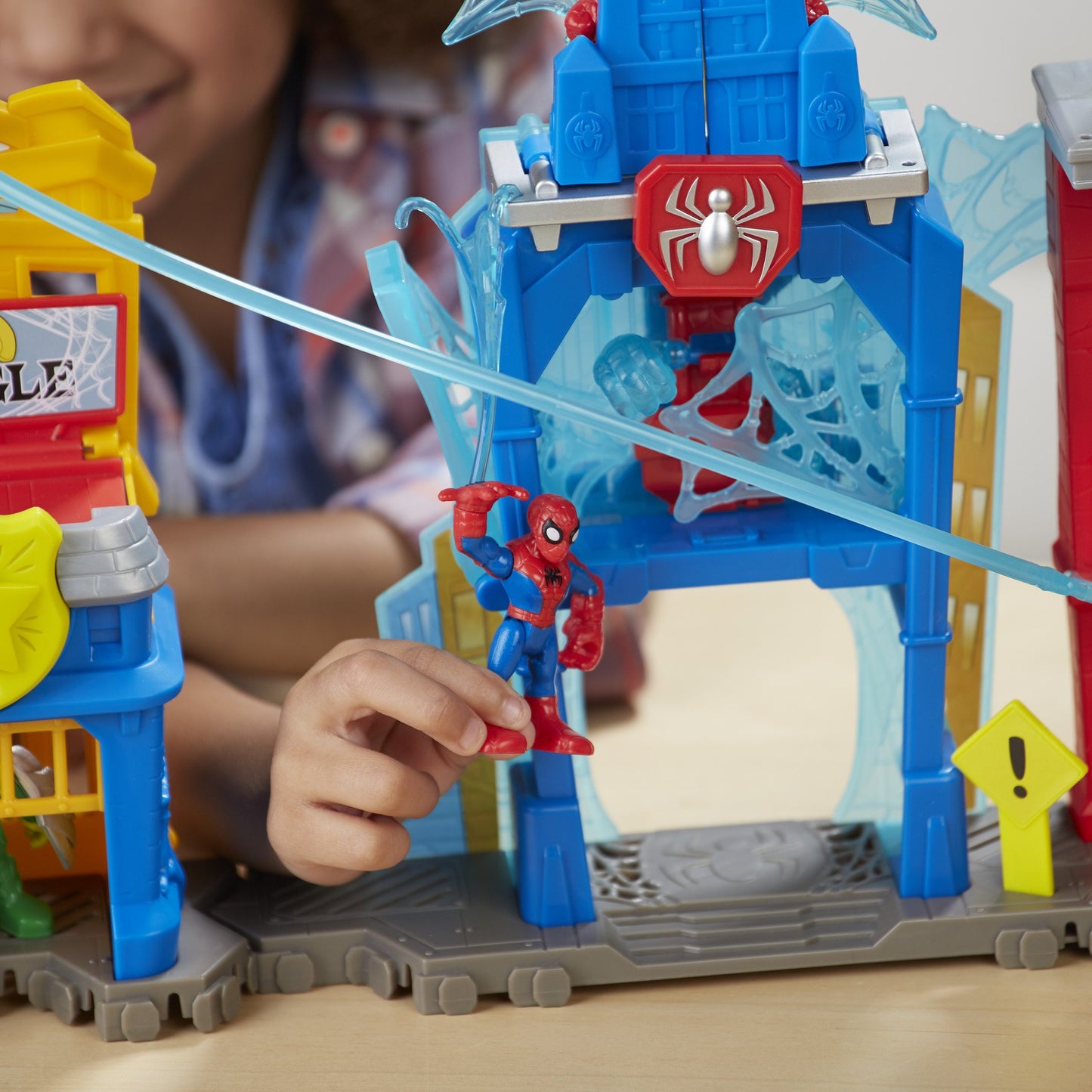 Hasbro Playskool Heroes Sha Spider Man Web Quarters Toy