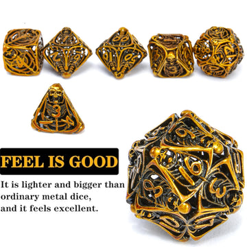 Metal Skull Dice Set Hollow Multi-Sided Dungeons & Dragons Dice 7CPS Role-Playing Dice Set with Flannel Bag Suitable for D&D Board Game Cards(Kugin)