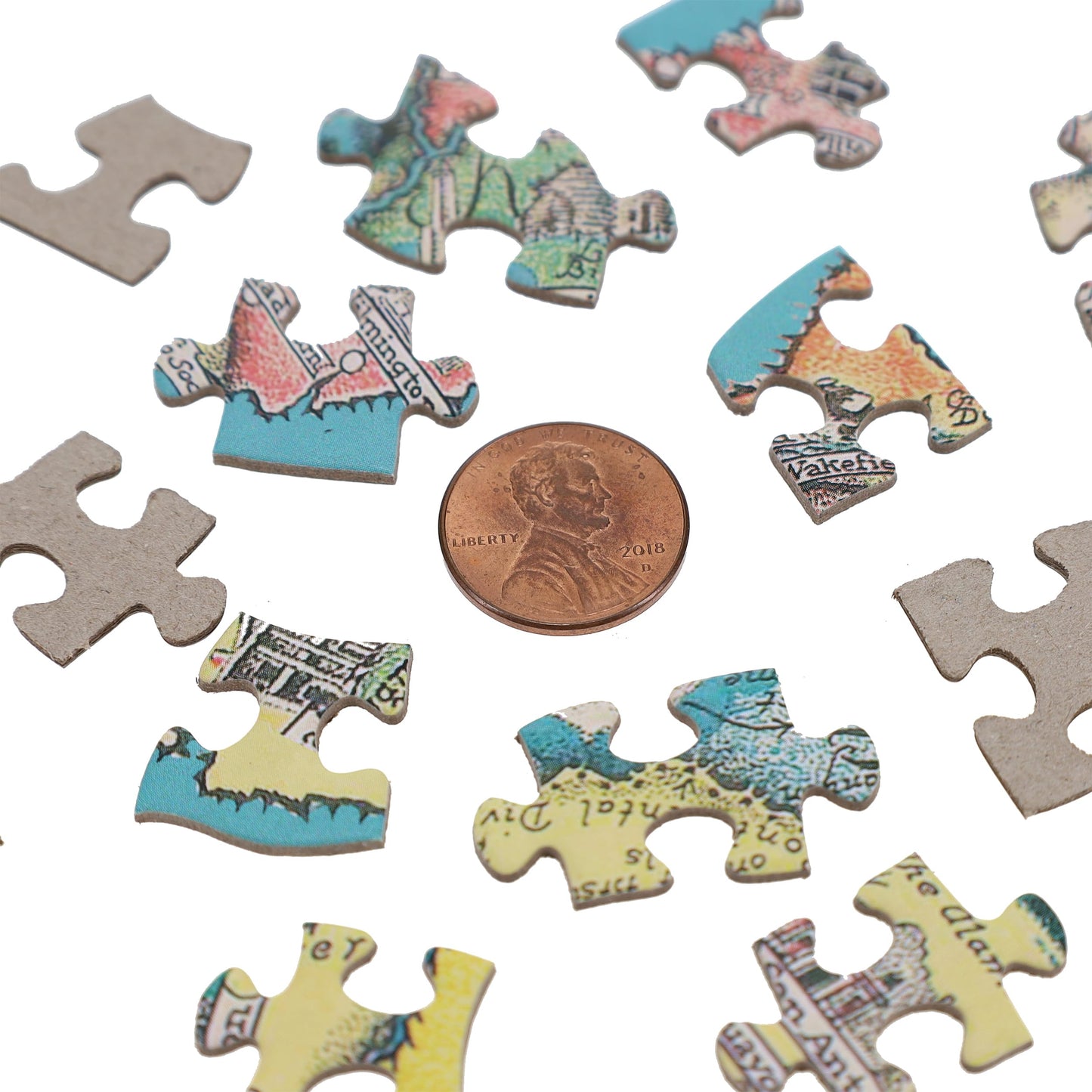 TDC Games USA Shaped Jigsaw Puzzle - America the Wonderland - 1940’s Pictorial Map of the United States, Puzzles for Adults 1000 Pieces, 31 inches