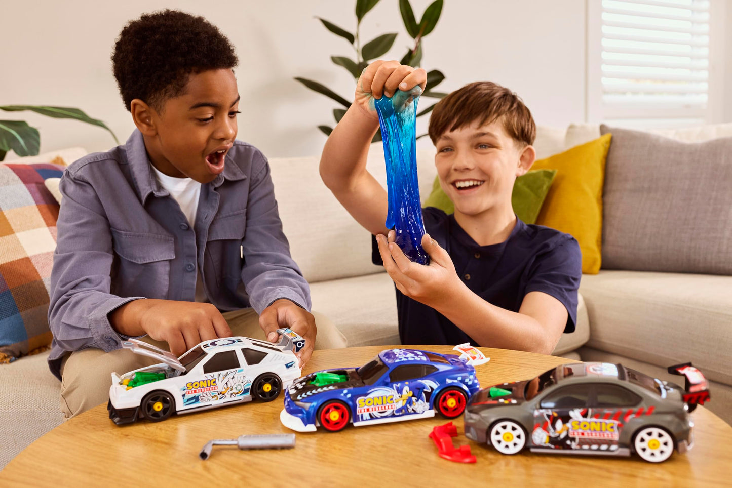 Metal Machines Speed Heroes by ZURU, Build and Race Your Own Race Car (Sonic The Hedgehog)