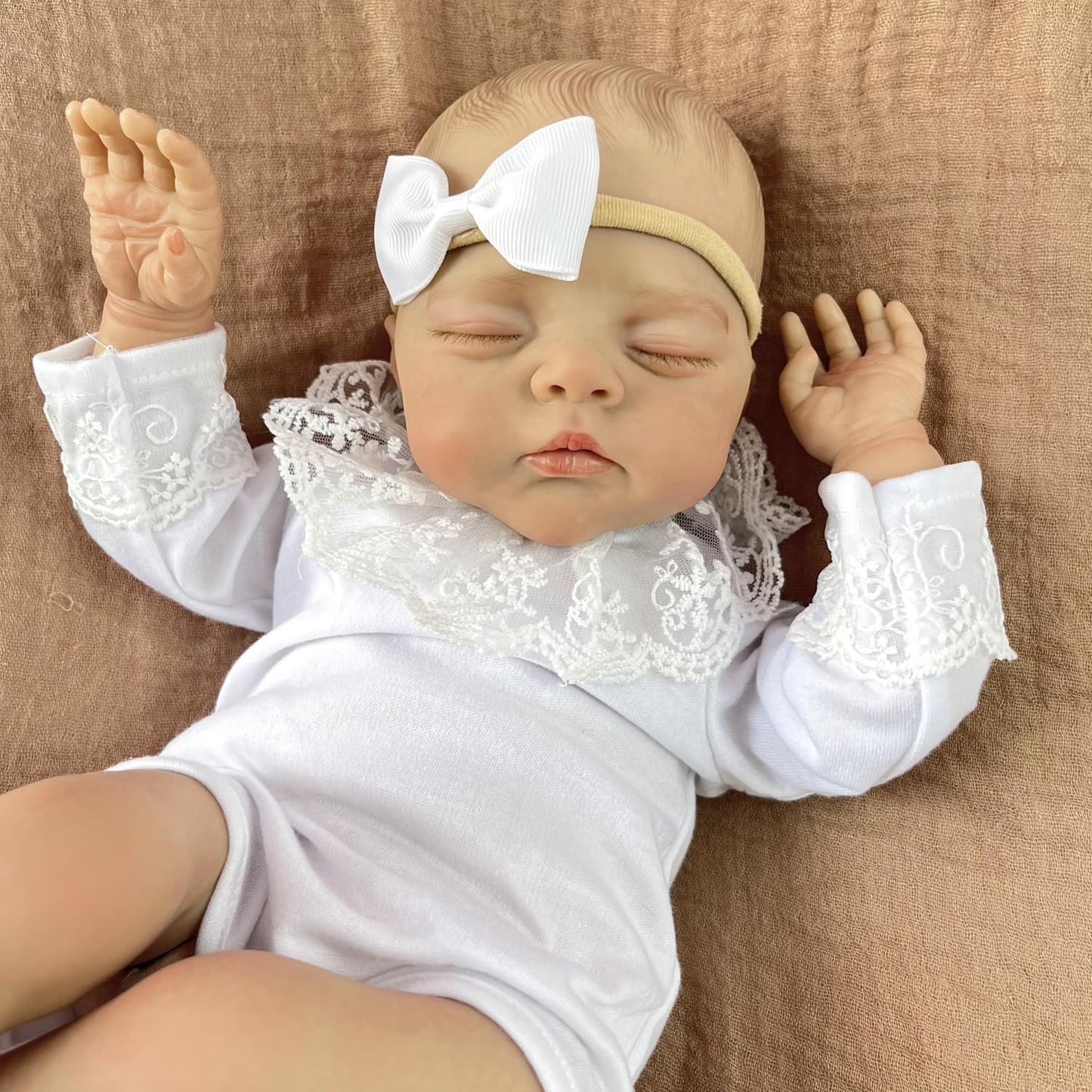 GUESSBELLY Vinyl Limbs Cloth Body 48 CM 19inch Reborn Baby Doll Baby Lifelike Doll Toy Birthday Gift Play House Toy (Sleeping Baby Doll)